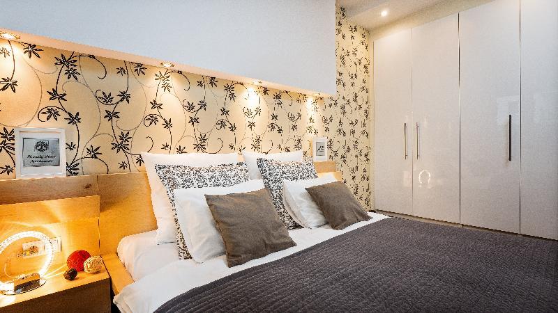 Apartamenty Design Centrum-Garbary Street Posen Exterior foto